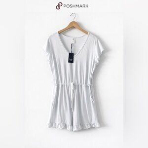 Smash + Tess “The Forever Shorty Romper” White Size L NWT